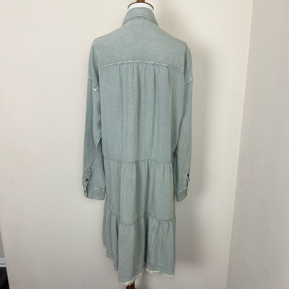 Anthropologie Pilcro Deanne Moss Tiered
Mini Button Front Shirtdress Small - Picture 11 of 16